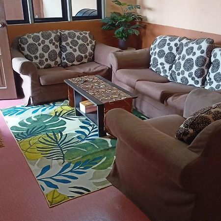 Ns Homestay Private Pool タナ・メラ エクステリア 写真