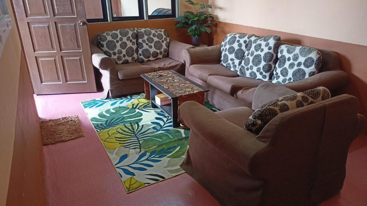 Ns Homestay Private Pool タナ・メラ エクステリア 写真